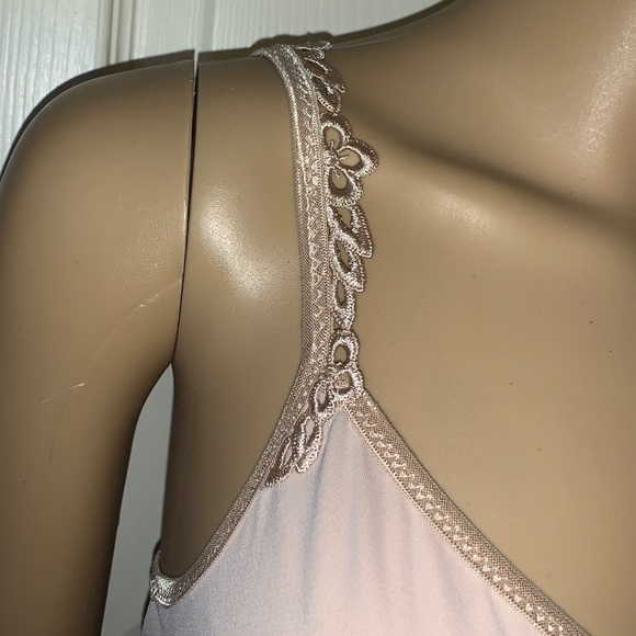 HANA Nude skin tone hidden shelf bra cami slip tank top M - Picture 5 of 10